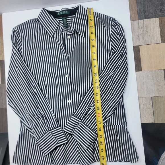 Women's 6 (Small) Lauren Ralph Lauren Black White Stripe Button Dn Coll. Shirt - Picture 4 of 5